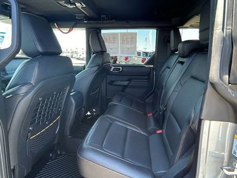 Certified 2024 Ford Bronco Badlands AWD/4WD image 14
