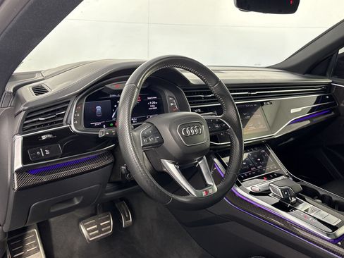 Used 2020 Audi SQ8 Prestige w/ Prestige Package AWD/4WD image 4