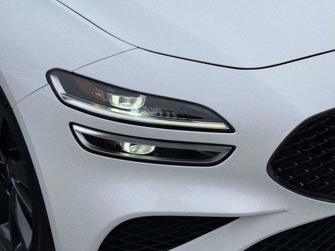 Used 2023 Genesis G70 2.0T w/ Sport Prestige Package image 7