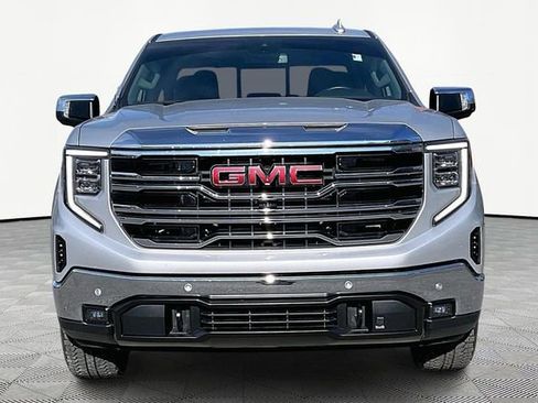 Used 2022 GMC Sierra 1500 SLT w/ SLT Premium Plus Package image 2