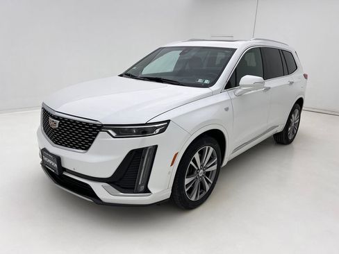 Used 2020 Cadillac XT6 Premium Luxury image 8