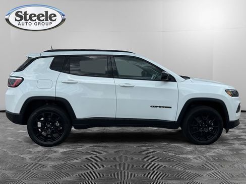 New 2026 Jeep Compass Latitude image 6