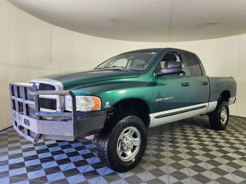 Used 2004 Dodge Ram 2500 Truck SLT w/ Trailer Tow Group AWD/4WD image 3