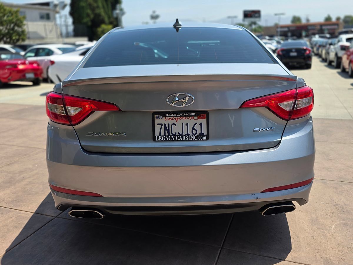 Used 2015 Hyundai Sonata Sport w/ Option Group 03 FWD image 11