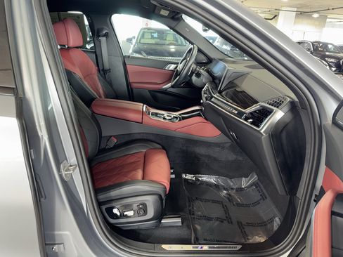 Certified 2025 BMW X6 xDrive40i image 10