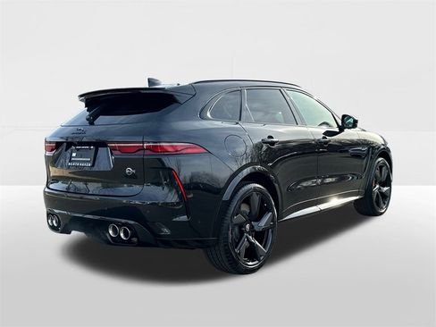 New 2026 Jaguar F-PACE SVR image 4