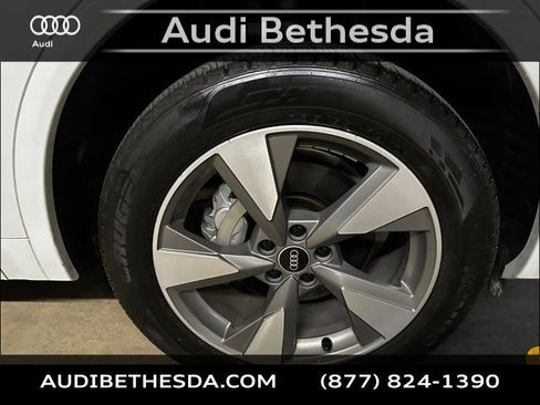 Certified 2022 Audi Q5 2.0T Premium Plus image 9