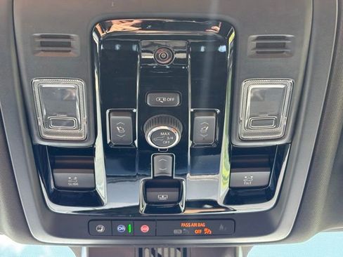 New 2026 GMC Yukon Denali w/ Denali Reserve Package AWD/4WD image 28