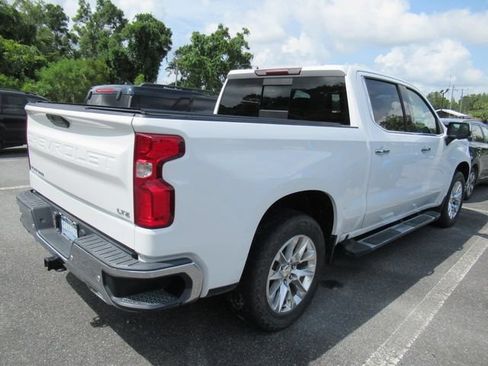 Used 2021 Chevrolet Silverado 1500 LTZ AWD/4WD image 4