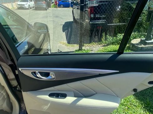 Used 2014 INFINITI Q50 Premium w/ Navigation Package image 15