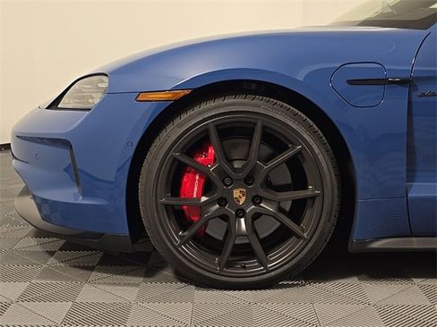 New 2025 Porsche Taycan GTS image 11