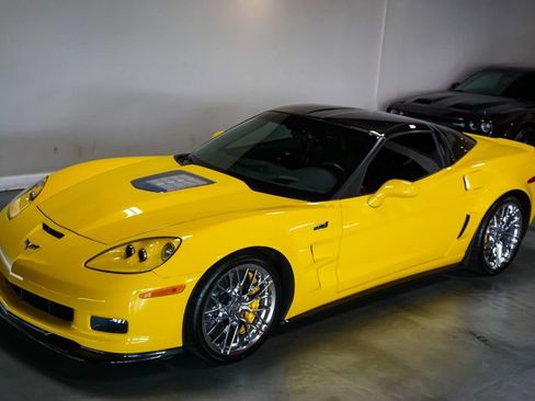 Used 2013 Chevrolet Corvette ZR1 w/ 3ZR Preferred Equipment Group RWD image 30