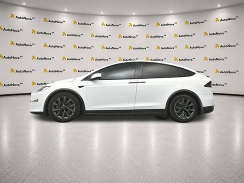 Used 2022 Tesla Model X AWD/4WD image 41
