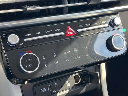 New 2026 Hyundai Tucson Limited FWD image 26