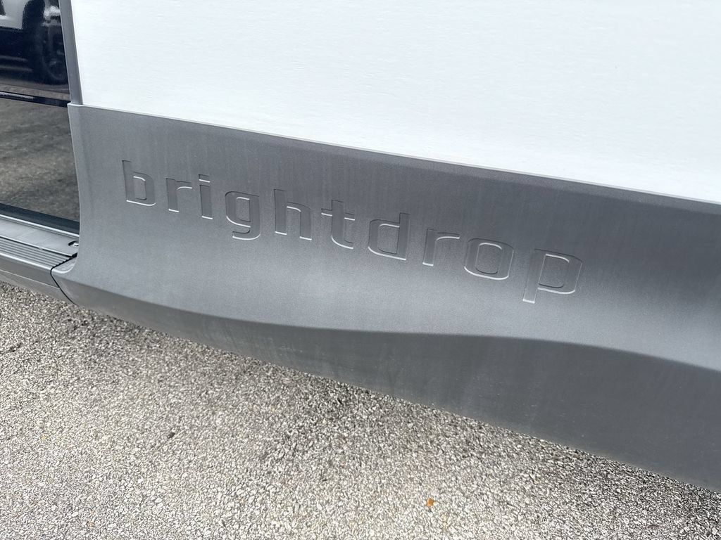 Used 2024 Chevrolet Brightdrop 600 w/ Battery Pack, Max Range AWD/4WD image 13