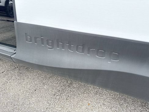 Used 2024 Chevrolet Brightdrop 600 w/ Battery Pack, Max Range AWD/4WD image 13