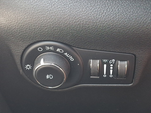 Used 2024 Jeep Compass Limited AWD/4WD image 25