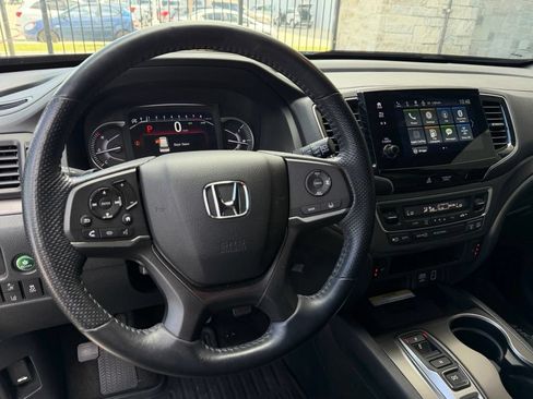 Used 2023 Honda Passport EX-L image 11