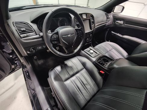 Used 2015 Chrysler 300 S w/ 300S Premium Group image 28