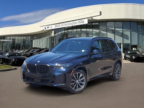 New 2026 BMW X5 xDrive40i w/ M Sport Package AWD/4WD image 1