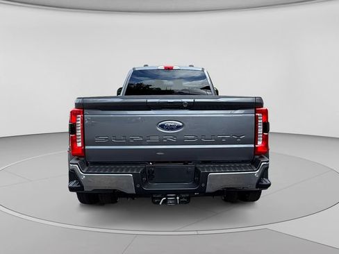 Used 2025 Ford F450 Lariat w/ FX4 Off-Road Package AWD/4WD image 4