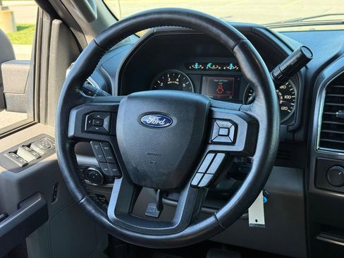 Used 2019 Ford F150 XLT w/ Equipment Group 302A Luxury AWD/4WD image 13
