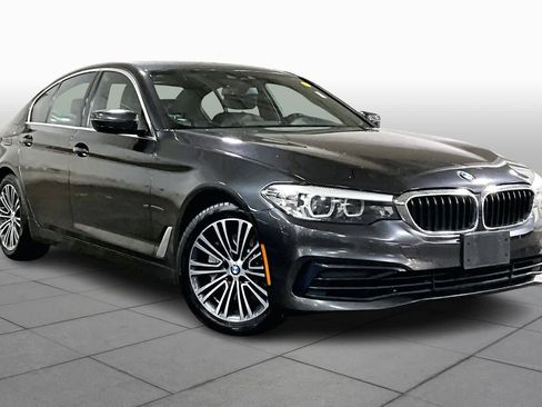 Used 2019 BMW 540i xDrive w/ Convenience Package image 3