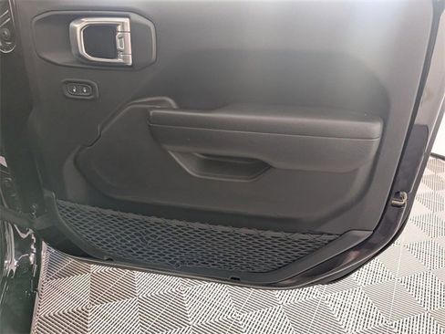 Certified 2023 Jeep Wrangler Sport S image 29