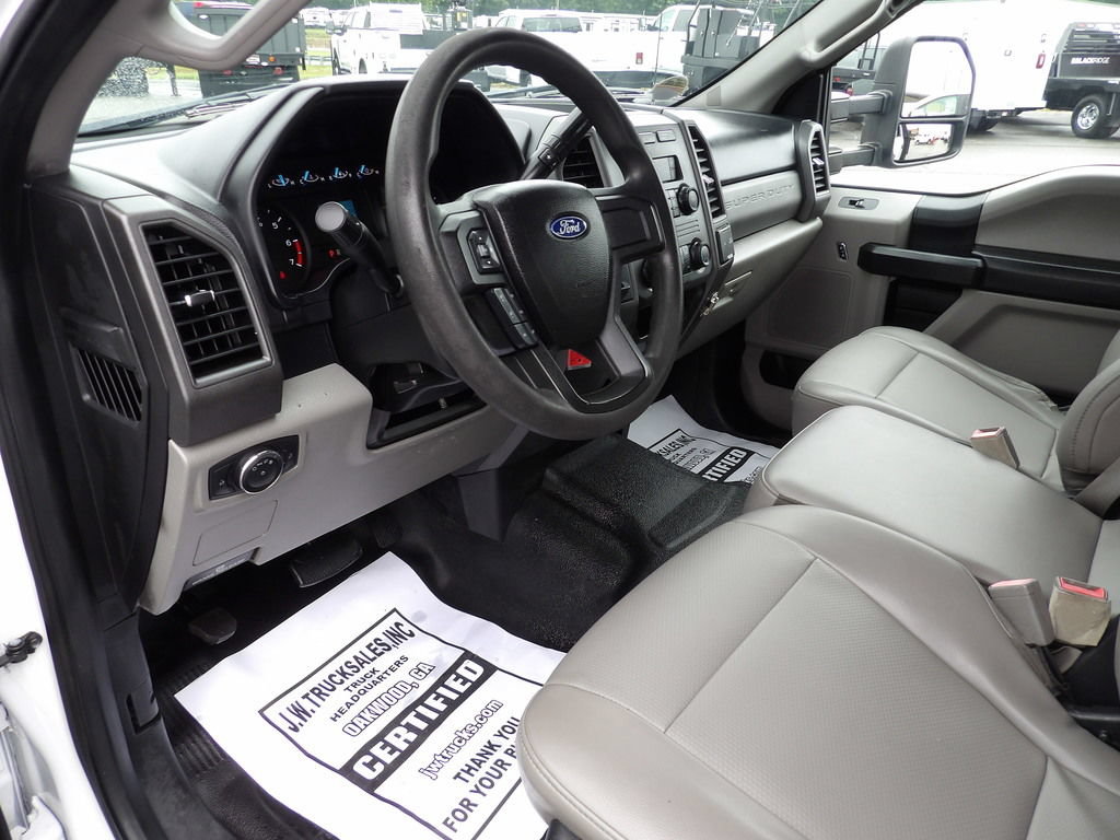Used 2018 Ford F350 XL w/ Power Equipment Group RWD image 16