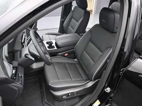 New 2026 Buick Enclave Sport Touring w/ Power Package AWD/4WD image 11