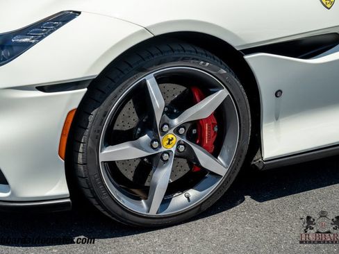 Used 2022 Ferrari Portofino M RWD image 37