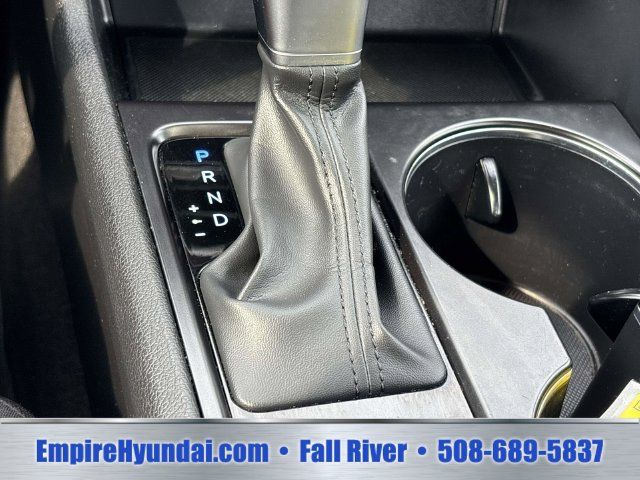 Used 2025 Hyundai Sonata SE FWD image 22