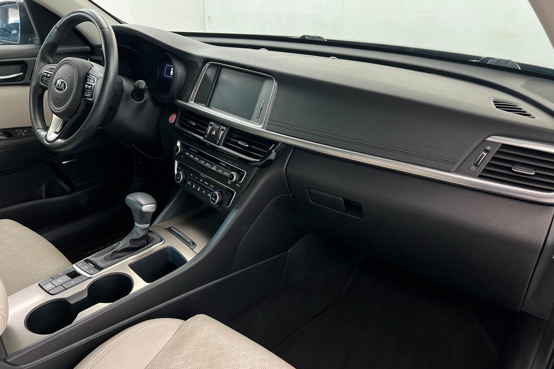Used 2018 Kia Optima EX FWD image 23