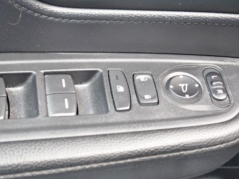 Used 2024 Honda Odyssey Sport image 19