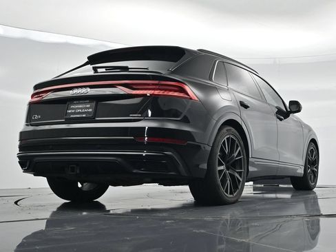 Used 2019 Audi Q8 Prestige AWD/4WD image 23