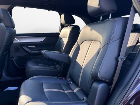 New 2024 MAZDA CX-90 Plug-In Hybrid w/ Premium Plus image 9