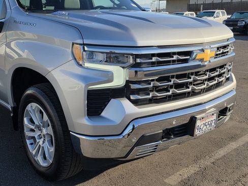 Used 2022 Chevrolet Silverado 1500 LTZ w/ LTZ Premium Package image 8