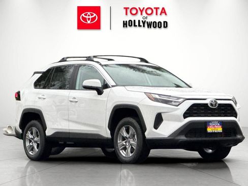 New 2025 Toyota RAV4 XLE image 1