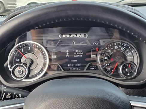 Used 2022 RAM 1500 Laramie RWD image 12