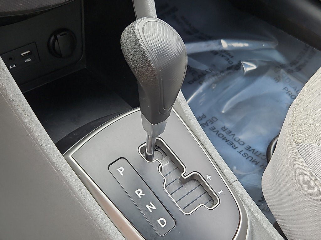 Used 2017 Hyundai Accent SE FWD image 17