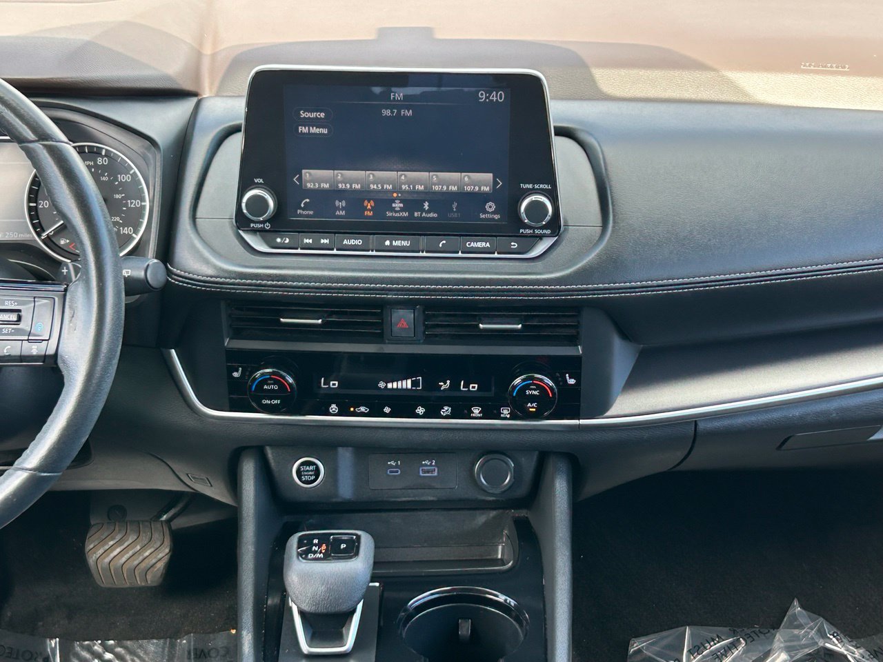 Certified 2023 Nissan Rogue SV w/ SV Premium B Package FWD image 18