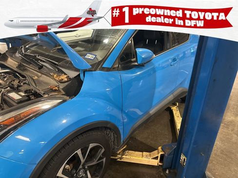 Used 2019 Toyota C-HR Limited image 1