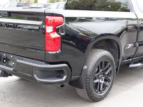 Used 2024 Chevrolet Silverado 1500 Custom AWD/4WD image 9