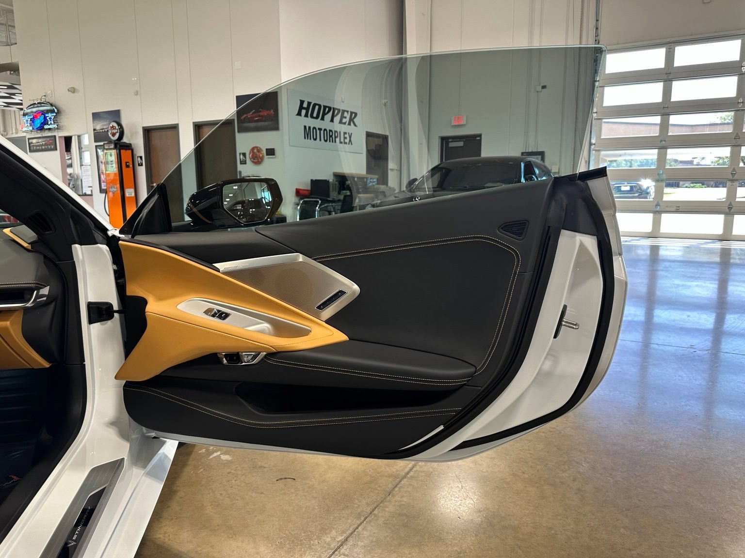Used 2023 Chevrolet Corvette Stingray Premium Cpe w/ Z51 Performance Package RWD image 36