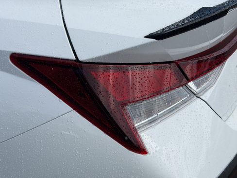 New 2026 Hyundai Elantra SEL Sport FWD image 32
