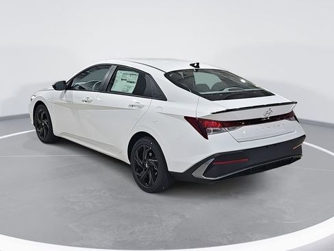 New 2026 Hyundai Elantra Sport FWD image 7