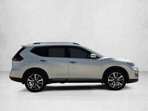 Used 2020 Nissan Rogue SL FWD image 4