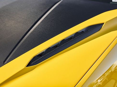 Used 2024 Lamborghini Urus Performante image 8