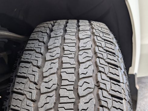 Used 2023 Chevrolet Silverado 1500 Custom RWD image 33