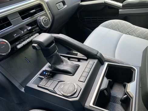 Used 2025 Toyota Tacoma SR5 RWD image 29